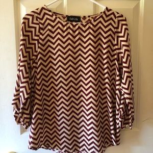 Burgundy and tan chevron 3/4 blouse